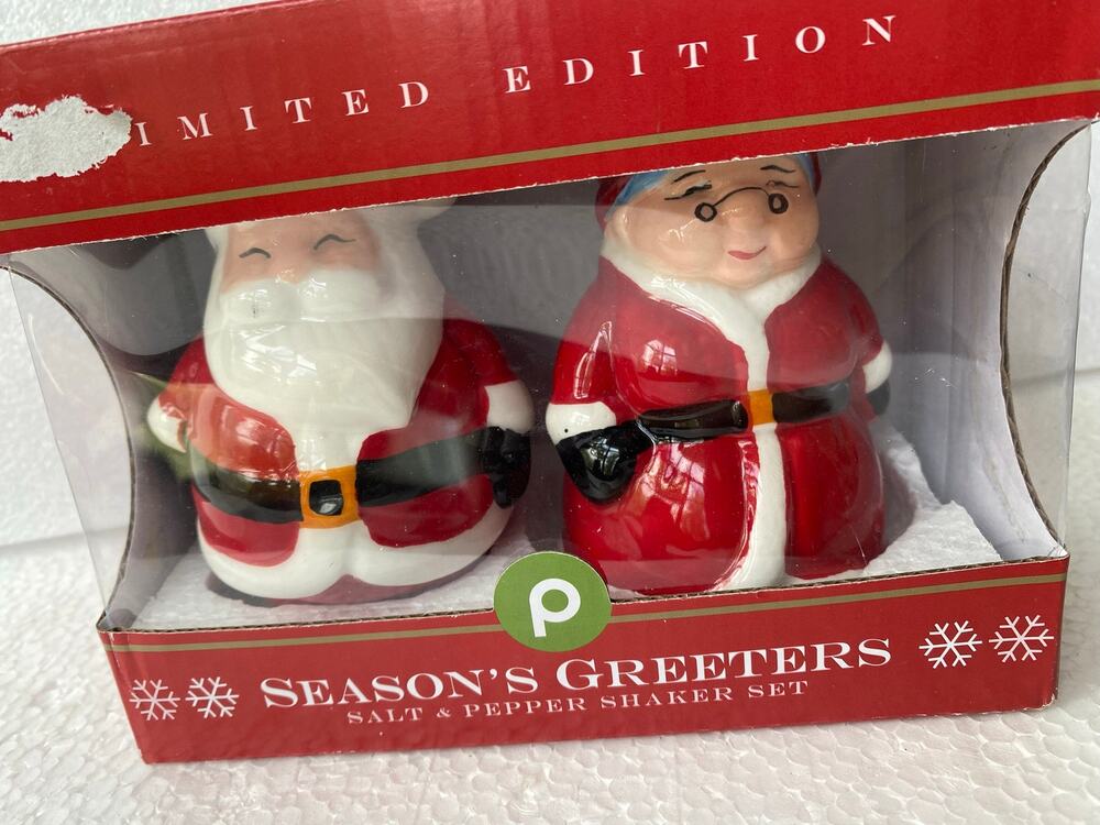 limited-edition Publix Santa and Mrs. Claus Ceramic Salt & Pepper Shaker new
